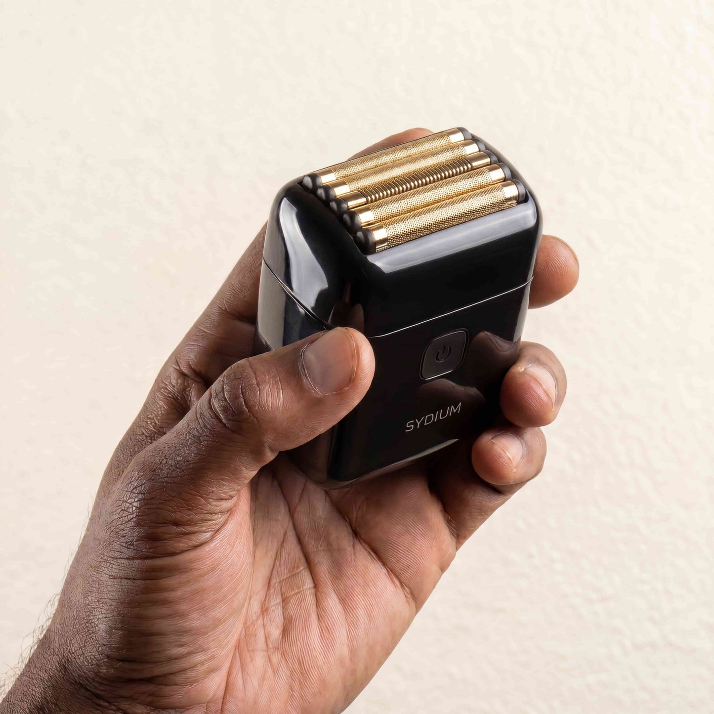 Lito Five Titanium: Ultra-Performance 5-Blade Electric Shaver with Titanium-coated