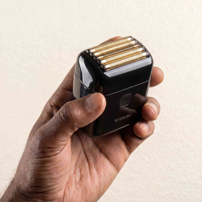 Lito Five Titanium: Ultra-Performance 5-Blade Electric Shaver with Titanium-coated